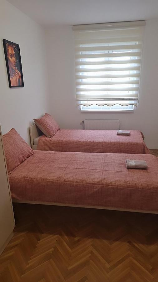 Vodenica Apartment Нови Сад Екстериор снимка